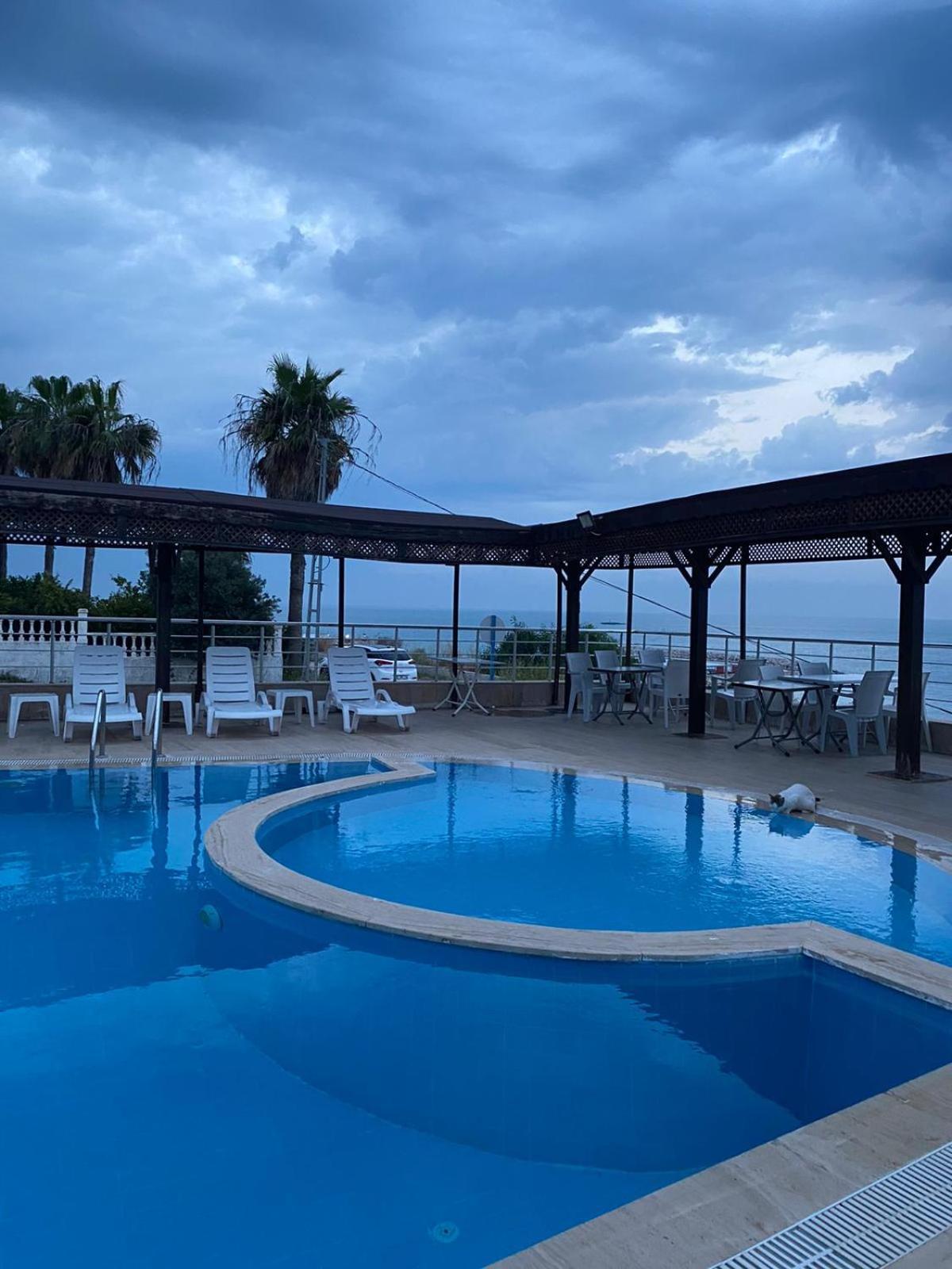 Derin Deniz Otel Karatas  Kültér fotó